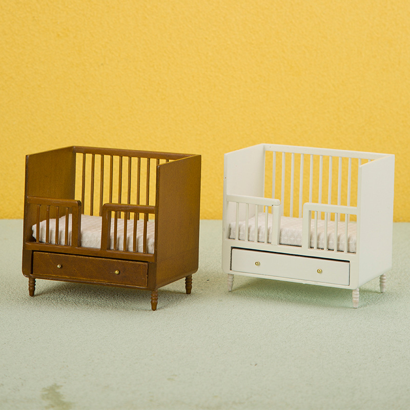 1:12 Miniature White Wood Baby - Baby Nursery Accessories ulasan dan harga