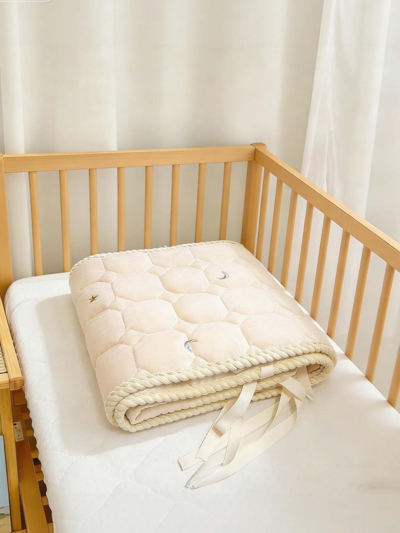Baby Crib Bumper Pure Cotton C - Baby Nursery Glider ulasan dan harga